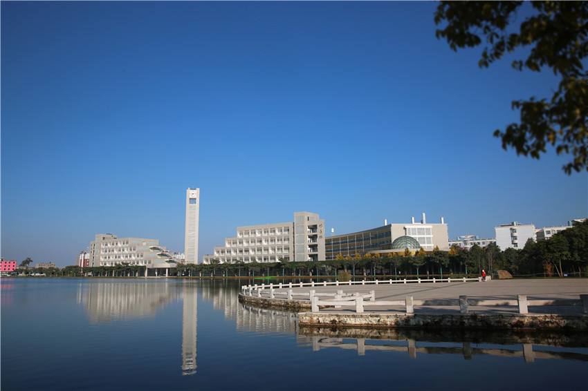 红河学院有几个校区及校区地址