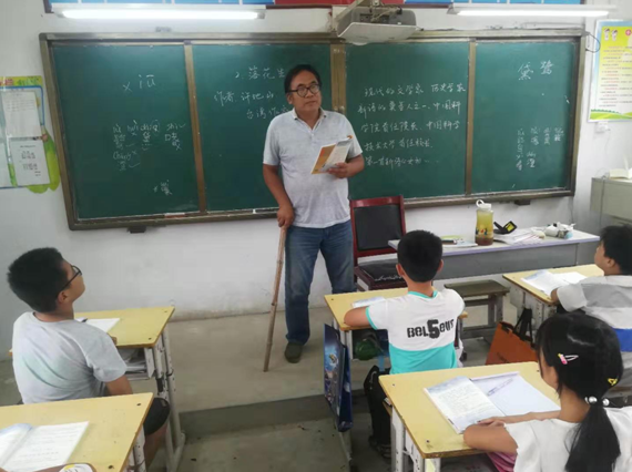 【网聚正能量 追梦太康人】马学令：宁可累死在讲台上，不愿苟活于病床上